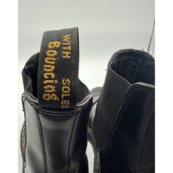 Dr Martens 2976 Women Air Wair Bouncing Soles Ankle Boots Black Sz 8 women 7 men - Picture 7 of 11